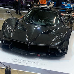 Meet your Posher, JC